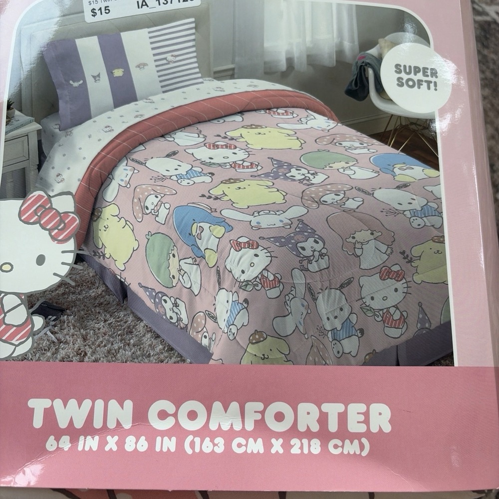 Hello Kitty Microfiber Twin Comforter.~New